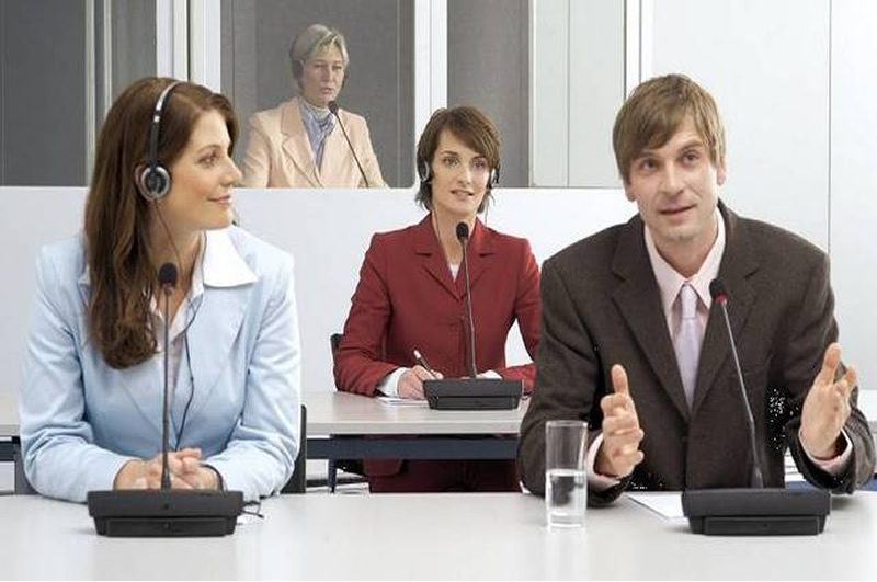 SERVICIOS PROFESIONALES DE TRADUCCION E INTERPRETACION